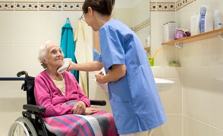 Retraites : la Conférence nationale de santé inquiète pour les professionnels du médico-social