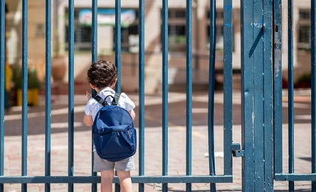 La Défenseure des droits et l'Unicef s'inquiètent de la non-scolarisation de certains enfants
