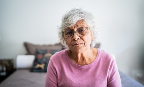 Des recommandations de la CNCDH pour lutter contre l'âgisme