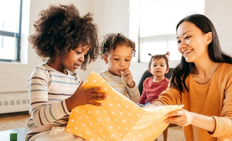 Assistants familiaux : une formation étoffée, un diplôme réformé