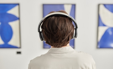 Handicap&nbsp;: un guide pour rendre&nbsp;la culture accessible aux personnes avec TND