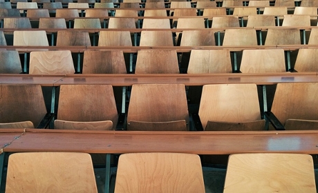 Tensions à l'IRTS Parmentier : étudiants et formateurs exposent leurs griefs