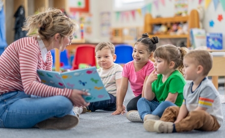 Crèches de la branche de l'aide à domicile : pas de soutien à la revalorisation salariale