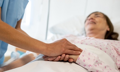 Soins palliatifs en HAD : le ministère débloque 3 M€ pour des équipes d'intervention