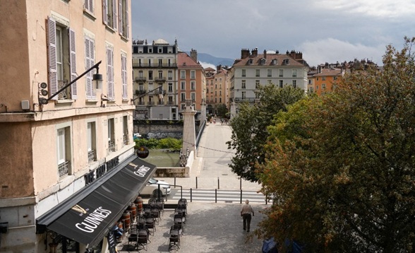 Grenoble veut faire de la réquisition de logements "une politique publique"