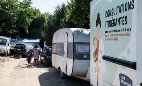 [Long format] Une consultation itinérante de PMI dans les campements de Roms