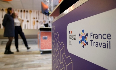 Allocataires du RSA : saisine du Conseil d’État pour faire abroger le "décret sanctions"