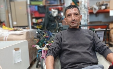 [À voix haute] Rachid, le travail comme bouée de sauvetage