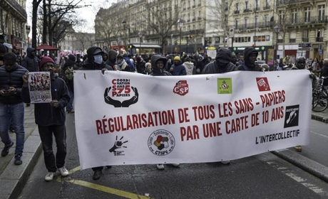 Régularisation des étrangers : rejet du recours contre la circulaire Retailleau