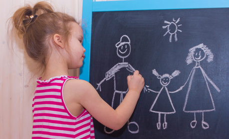 Protection de l'enfance&nbsp;: propositions de la Cnape pour "enrichir" le projet de loi