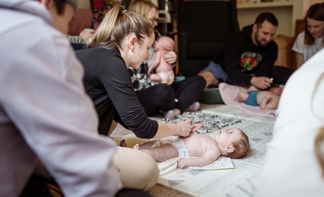 Politique des 1&nbsp;000 premiers jours de l'enfant&nbsp;: une feuille de route jusqu'en 2027
