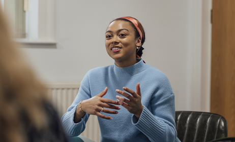 Dix projets de recherche pour répondre à la crise d'attractivité et aux mutations du travail social