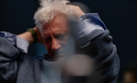 Lutte contre les maltraitances&nbsp;: la Fédération 3977 "évincée" de la future plateforme