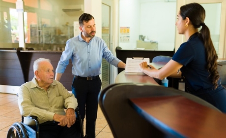 Ségur pour tous&nbsp;: la LFSS consacre l'aide pérenne&nbsp;aux départements de 85&nbsp;M€ par an