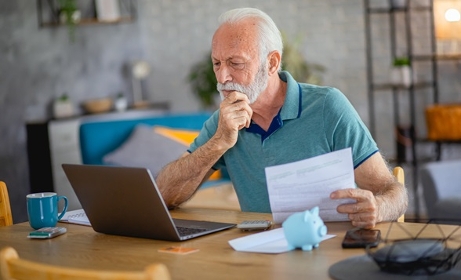 ASS&nbsp;: des bénéficiaires plus âgés et moins pauvres que ceux du RSA