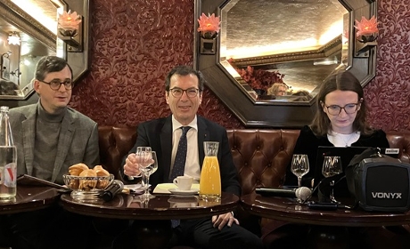 Budget 2026&nbsp;: des évolutions qui visent "l'incitation au travail", selon&nbsp;Jean-Pierre Farandou