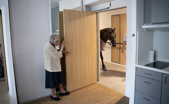 Soutien à l'autonomie&nbsp;: au moins 150&nbsp;000 postes nécessaires d'ici 2050