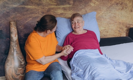 Fonction publique&nbsp;: nouveautés concernant les congés de solidarité familiale et d'adoption