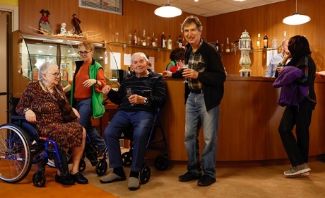 [Long format] Un bar à l'Ehpad