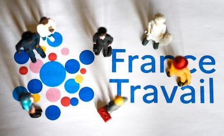 Loi plein emploi&nbsp;: la Cour des comptes alerte sur une réforme difficile à mettre en œuvre