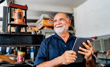 Les contrats aidés atteignent un niveau historiquement bas en 2024