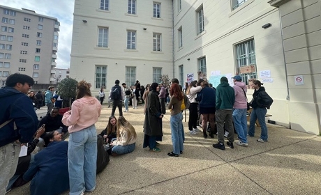 Travail social&nbsp;: à Marseille, des étudiants de l'IMF dénoncent une formation "au rabais"