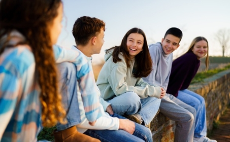 "Condamnés avant d'avoir grandi&nbsp;?"&nbsp;: les Apprentis d'Auteuil sondent les Français