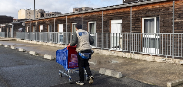 À Ivry-sur-Seine, un centre d'hébergement&nbsp;s'adapte à de nouveaux publics