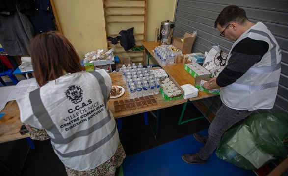 [Municipales] L'action sociale de proximité face à des critiques de plus en plus radicales