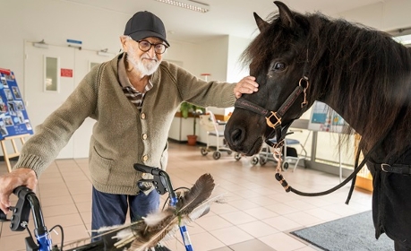 L'AD-PA et la Fnaqpa lancent un tour de France pour "une vieillesse heureuse"