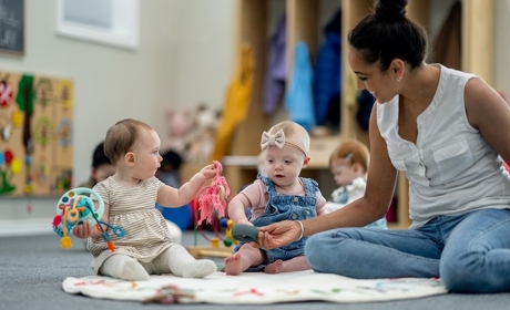 Micro-crèches&nbsp;: maintien de la souplesse sur les conditions d'encadrement