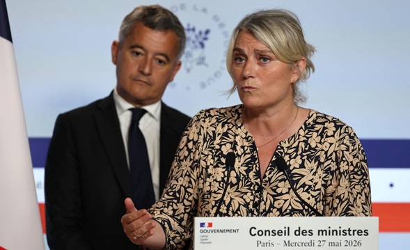Tout juste présenté, le projet de loi de protection des enfants&nbsp;est déjà critiqué