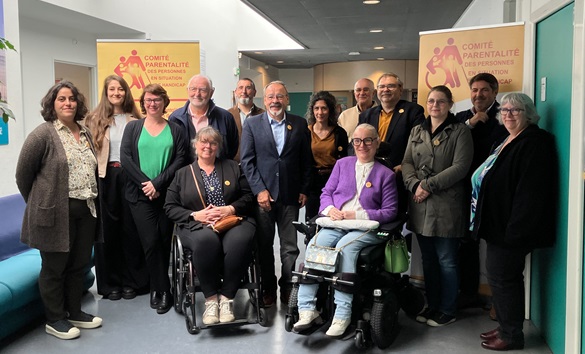 Parentalité et handicap&nbsp;: les associations&nbsp;attendent des avancées lors de la CNH