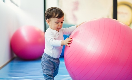Projet de loi de protection des enfants&nbsp;: quelles sont les évolutions&nbsp;réclamées par les associations&nbsp;?