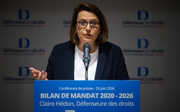 Claire Hédon, Défenseure des droits&nbsp;: "On maltraite notre jeunesse"