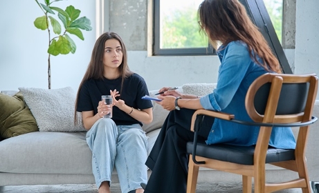 Santé mentale des jeunes de l'ASE&nbsp;: un repérage et un accès aux soins encore défaillants