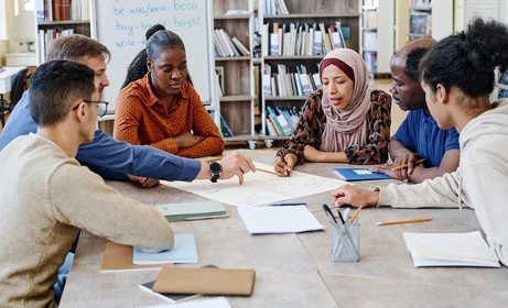 Intégration des étrangers&nbsp;: modalités de suivi de la formation linguistique