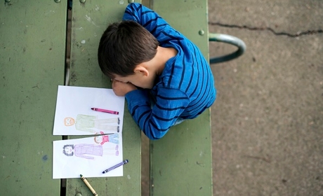 Protection de l'enfance&nbsp;: une stratégie sera présentée à l'automne