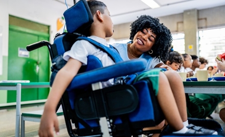 Après la Conférence nationale du handicap, l'enjeu de "passer des discours aux actes"