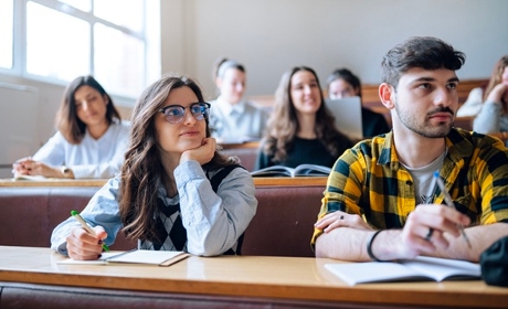 Faut-il avoir des moyens pour être étudiant en travail social&nbsp;?