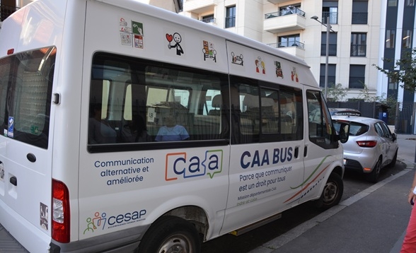 Polyhandicap&nbsp;: la communication alternative et améliorée prend la route