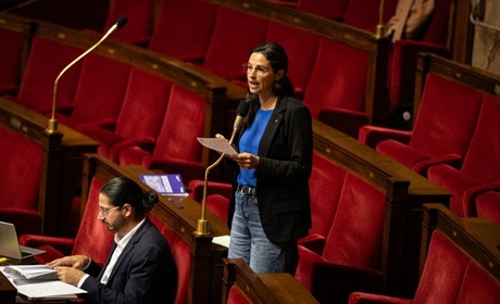 PPL "jeunes majeurs"&nbsp;: LFI dénonce "l’obstruction" des députés RN